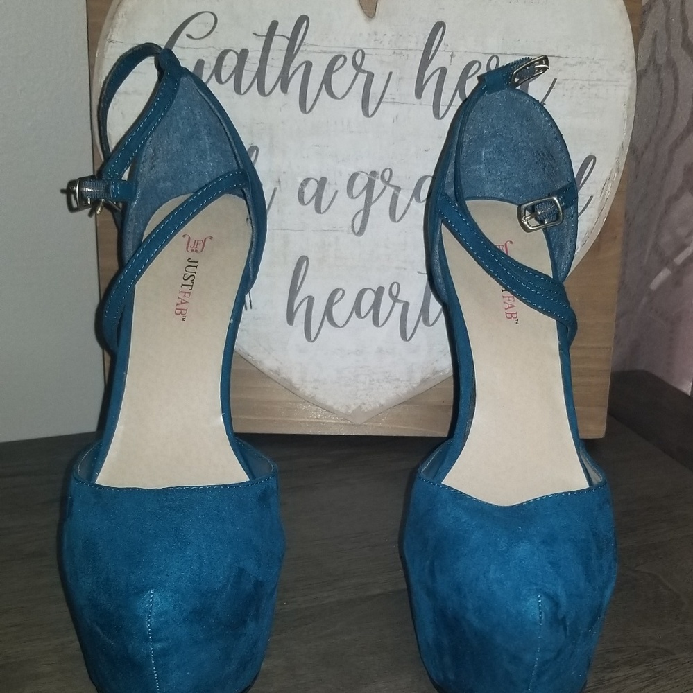 Swade blue shoes size 10.